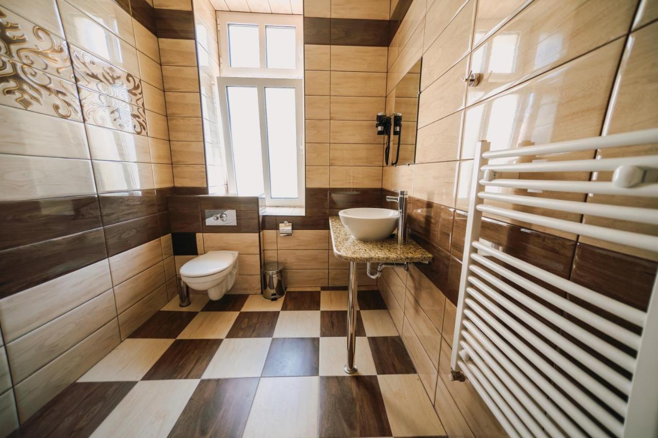 Hotel Хотел Театъръ Pleven Exteriér fotografie