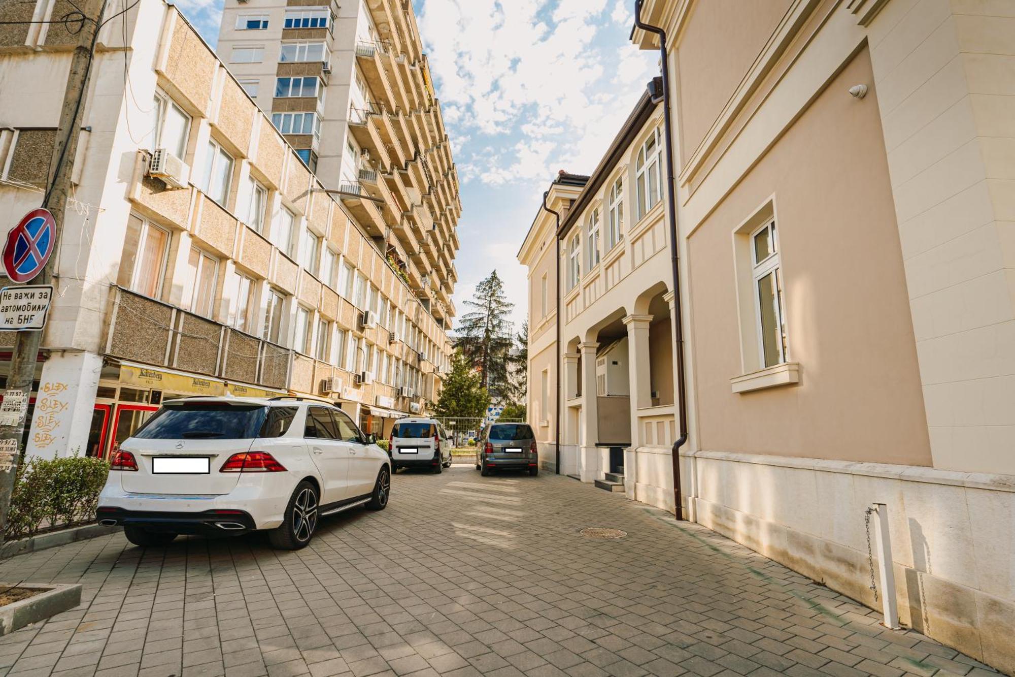 Hotel Хотел Театъръ Pleven Exteriér fotografie