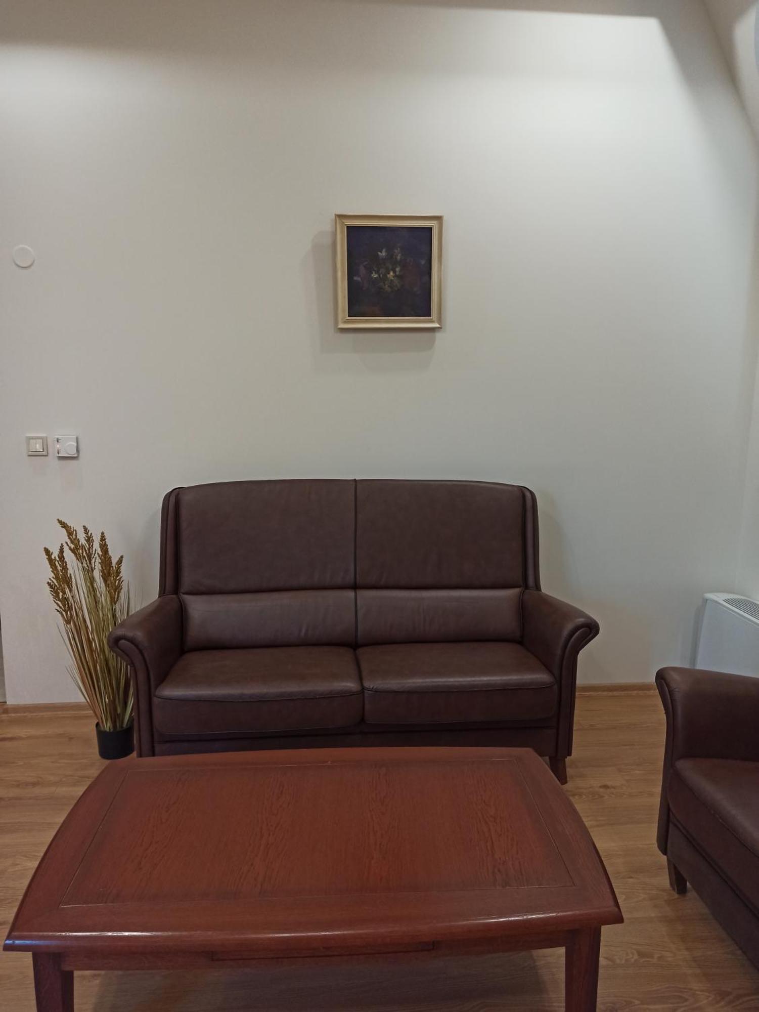 Hotel Хотел Театъръ Pleven Exteriér fotografie