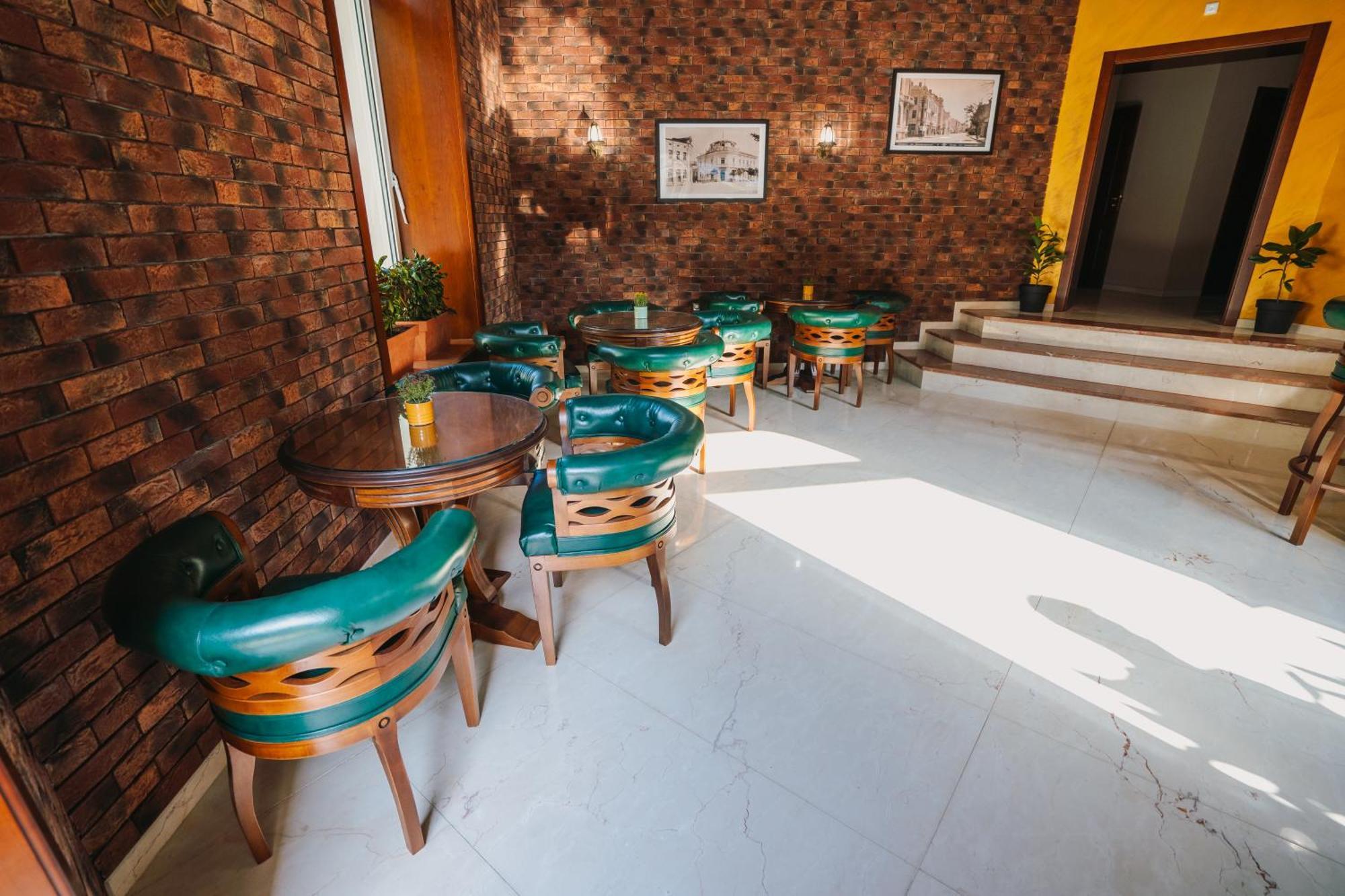 Hotel Хотел Театъръ Pleven Exteriér fotografie