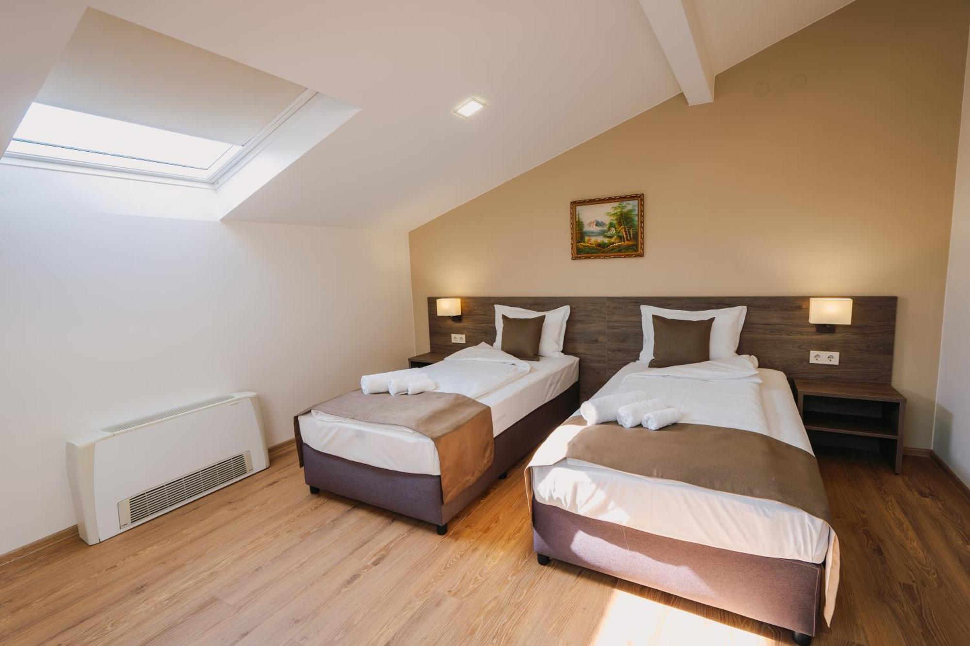 Hotel Хотел Театъръ Pleven Exteriér fotografie